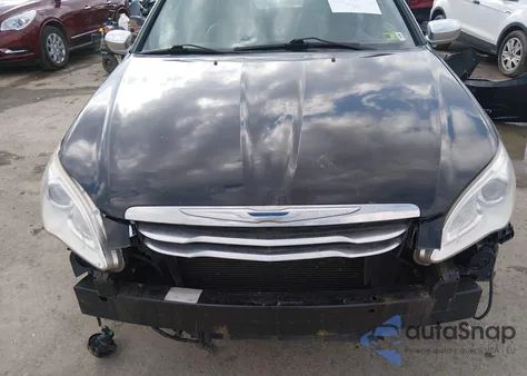 2012 Chrysler 200 Limited z USA, uszkodzony, nr VIN 1C3CCBCB0CN139621